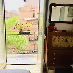 Go Go House Guest house